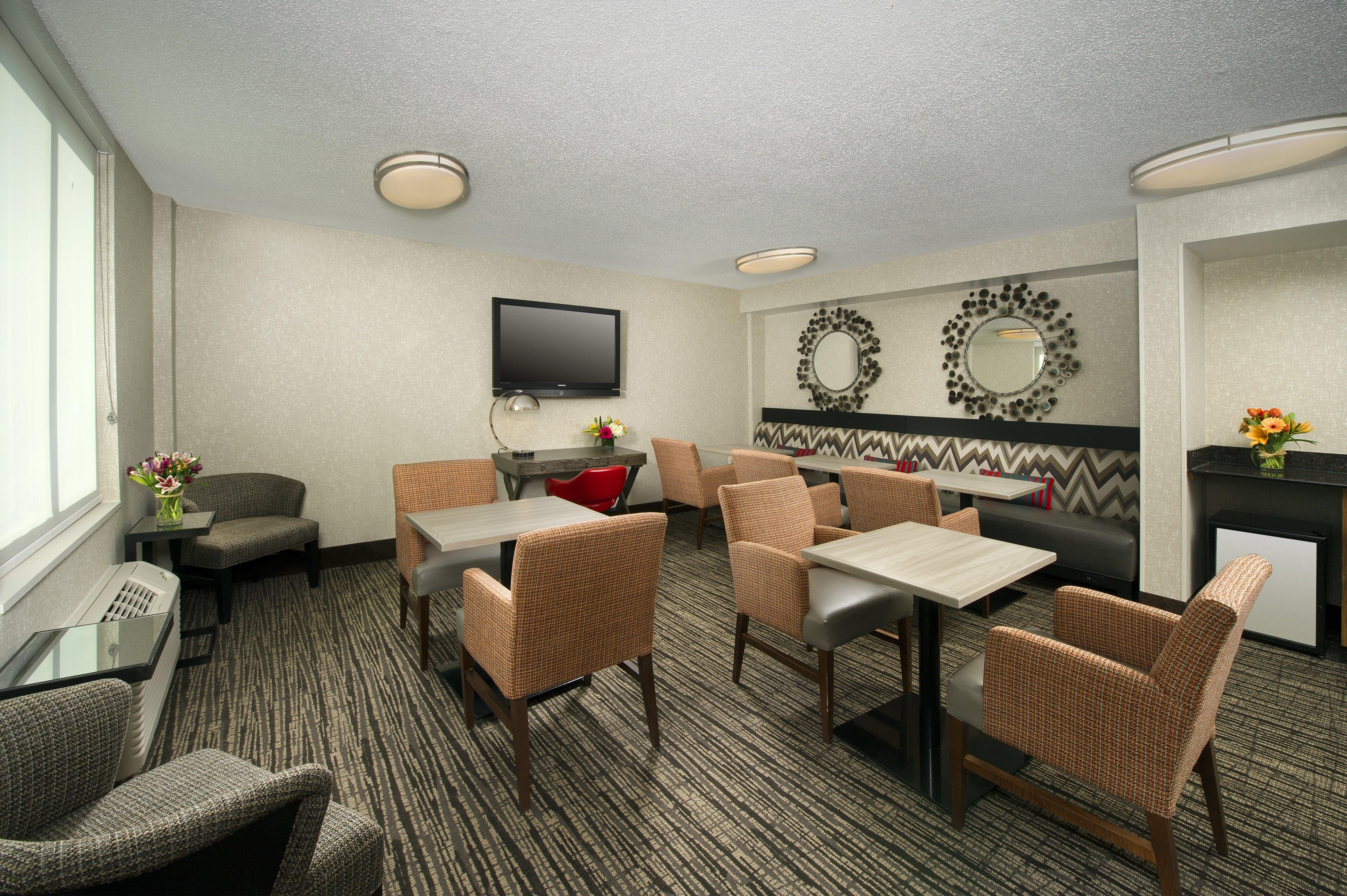 Holiday Inn Express Baltimore At The Stadiums By Ihg Ngoại thất bức ảnh