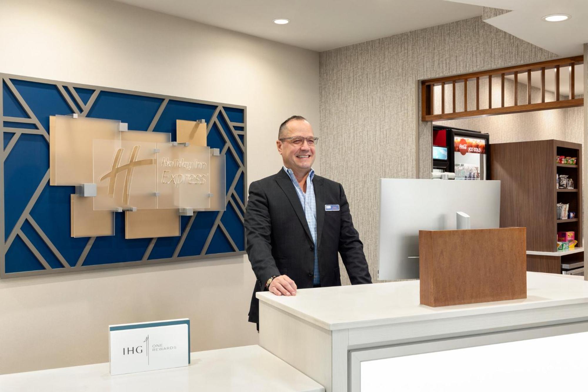 Holiday Inn Express Baltimore At The Stadiums By Ihg Ngoại thất bức ảnh