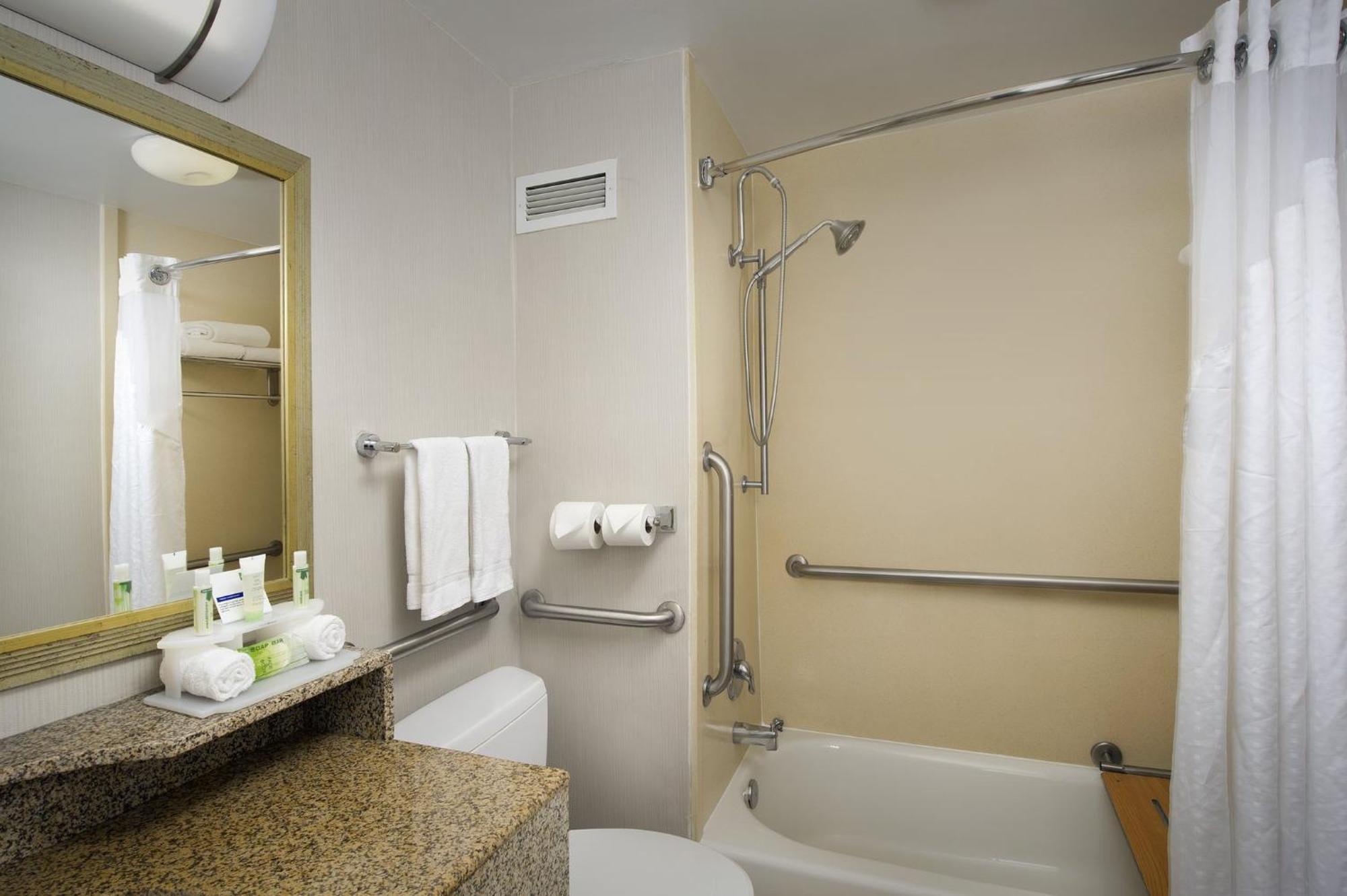 Holiday Inn Express Baltimore At The Stadiums By Ihg Ngoại thất bức ảnh